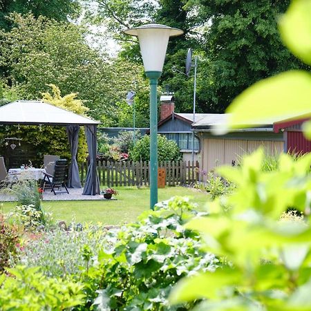 Ferienwohnung Mitten Im Pott Ботроп Екстериор снимка