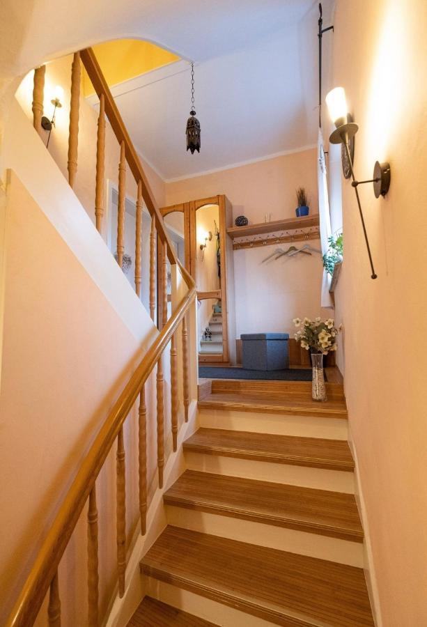 Ferienwohnung Mitten Im Pott Ботроп Екстериор снимка